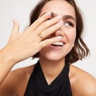 Anillo abierto ba&ntilde;ado en oro 18k con topacio blanco